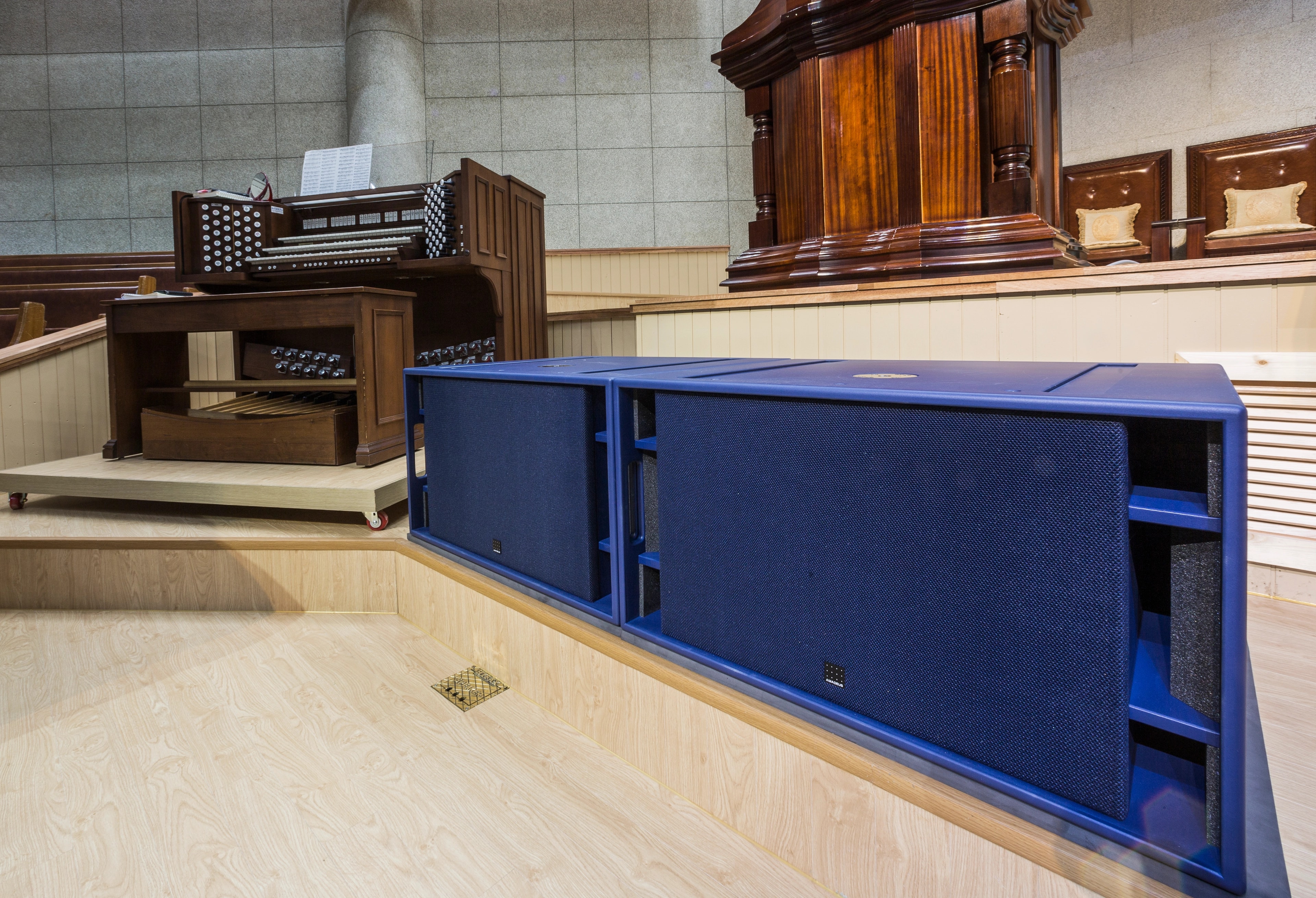 Full Gospel Daegu Church 240DPI 002
