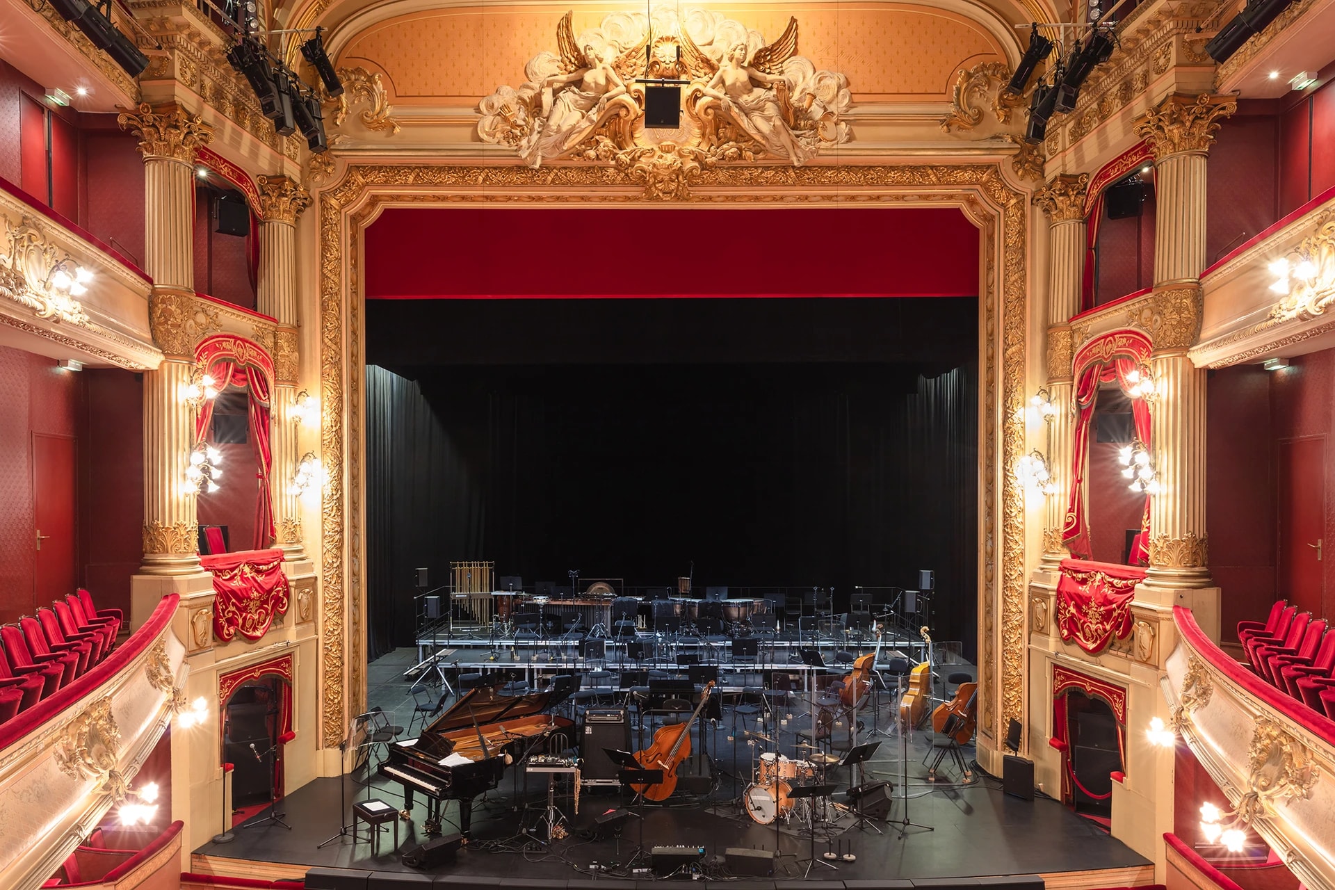 Opera de Rennes and Amadeus
