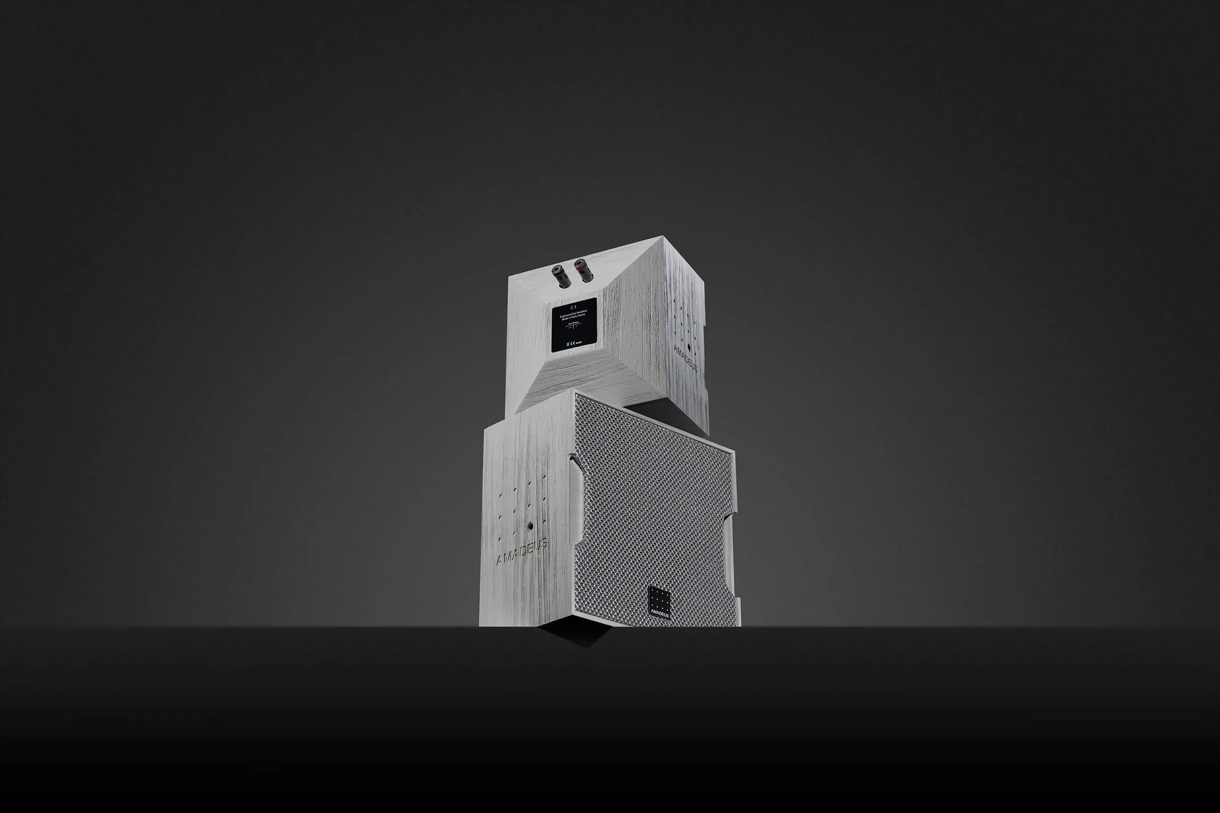Amadeus Speakers Parallax C3