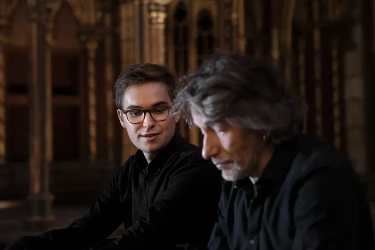 Robert Bob Wilson Creates an Immersive Sound Installation Featuring HOLOPHONIX and Amadeus Technolog
