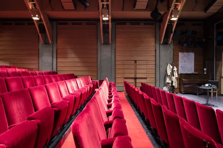 Theatre du Vieux Colombier in Paris Installs an Amadeus Immersive Sound System 001