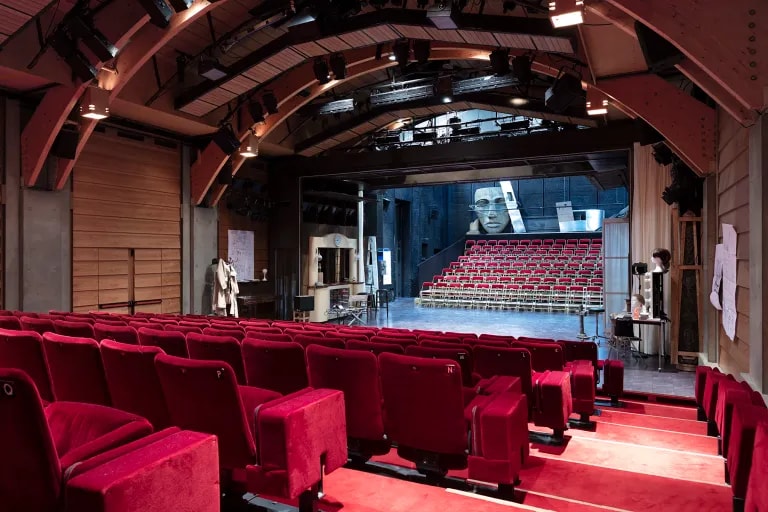 Theatre du Vieux Colombier in Paris Installs an Amadeus Immersive Sound System 003